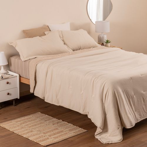 Cubrecama Queen Repujado con Corderito