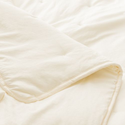 Acolchado Queen 4 Estaciones Atraques de Puntos Liso