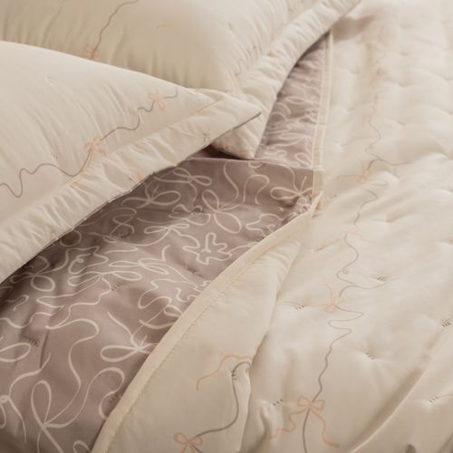 Cubrecama King Reversible Ondas y Moños