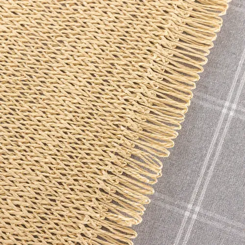 Camino de Mesa Tejido con Flecos