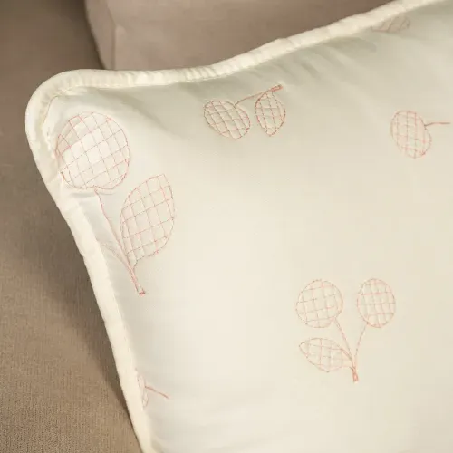 Funda de Almohadón Bordado Cherry