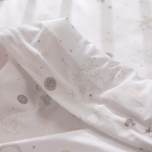 Acolchado Disney Cuna Mickey y Estrellitas