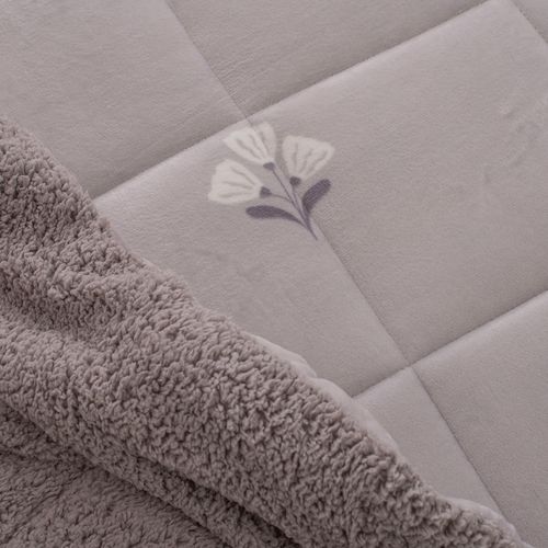 Acolchado Queen Sensitive Plush Flor